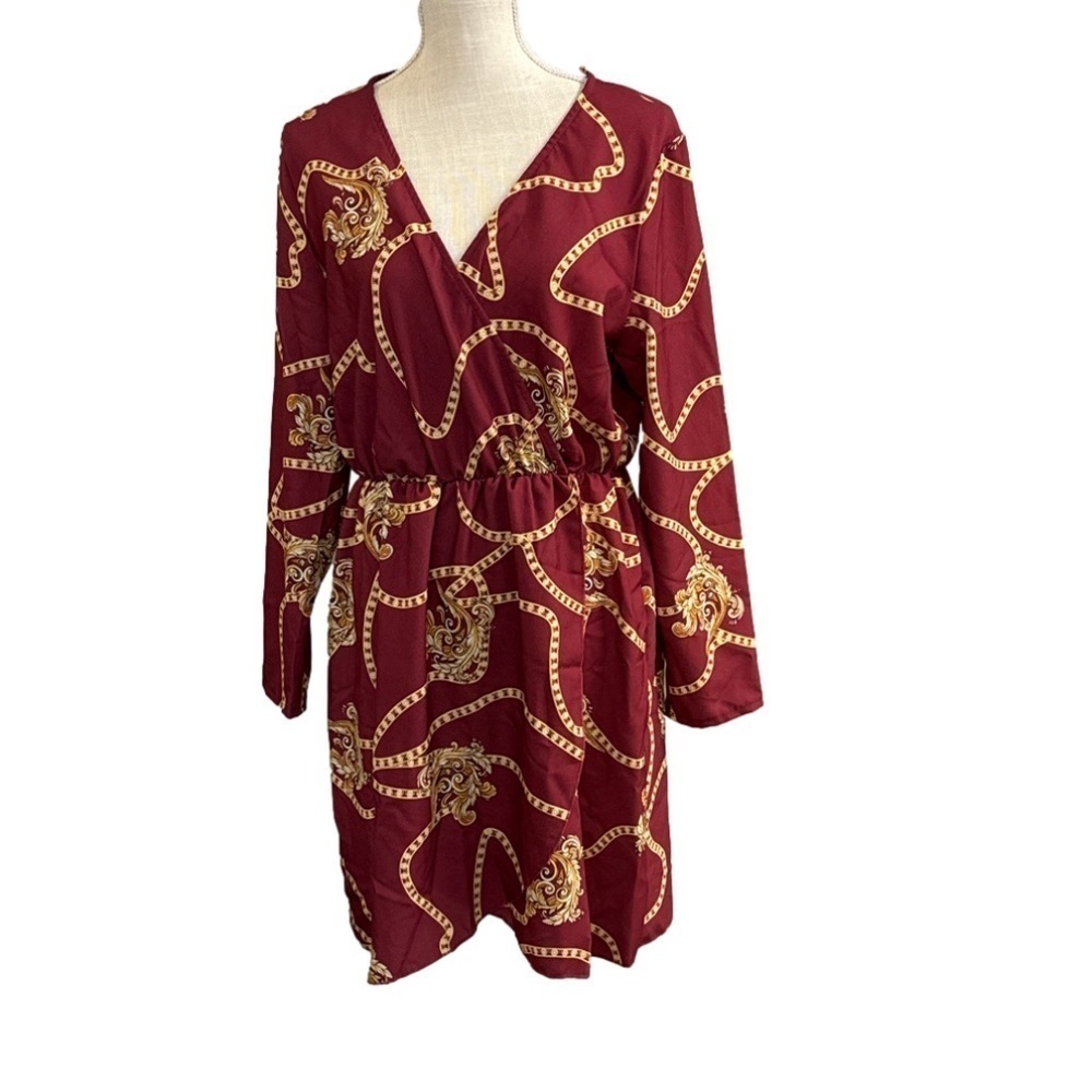 NWT Boohoo Plus Chain Printed Long Sleeve Wrap Mini Dress. Size XL